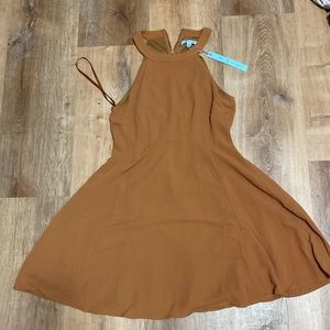High neck/ sleeveless dress